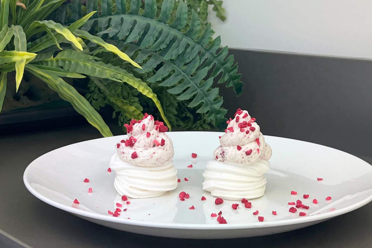 Raspberry and White Chocolate Meringues – Botanical Ingredients Ltd