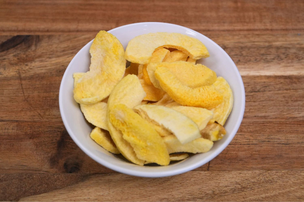 Freeze Dried Peach Slices - slightly sweetened – Botanical Ingredients Ltd