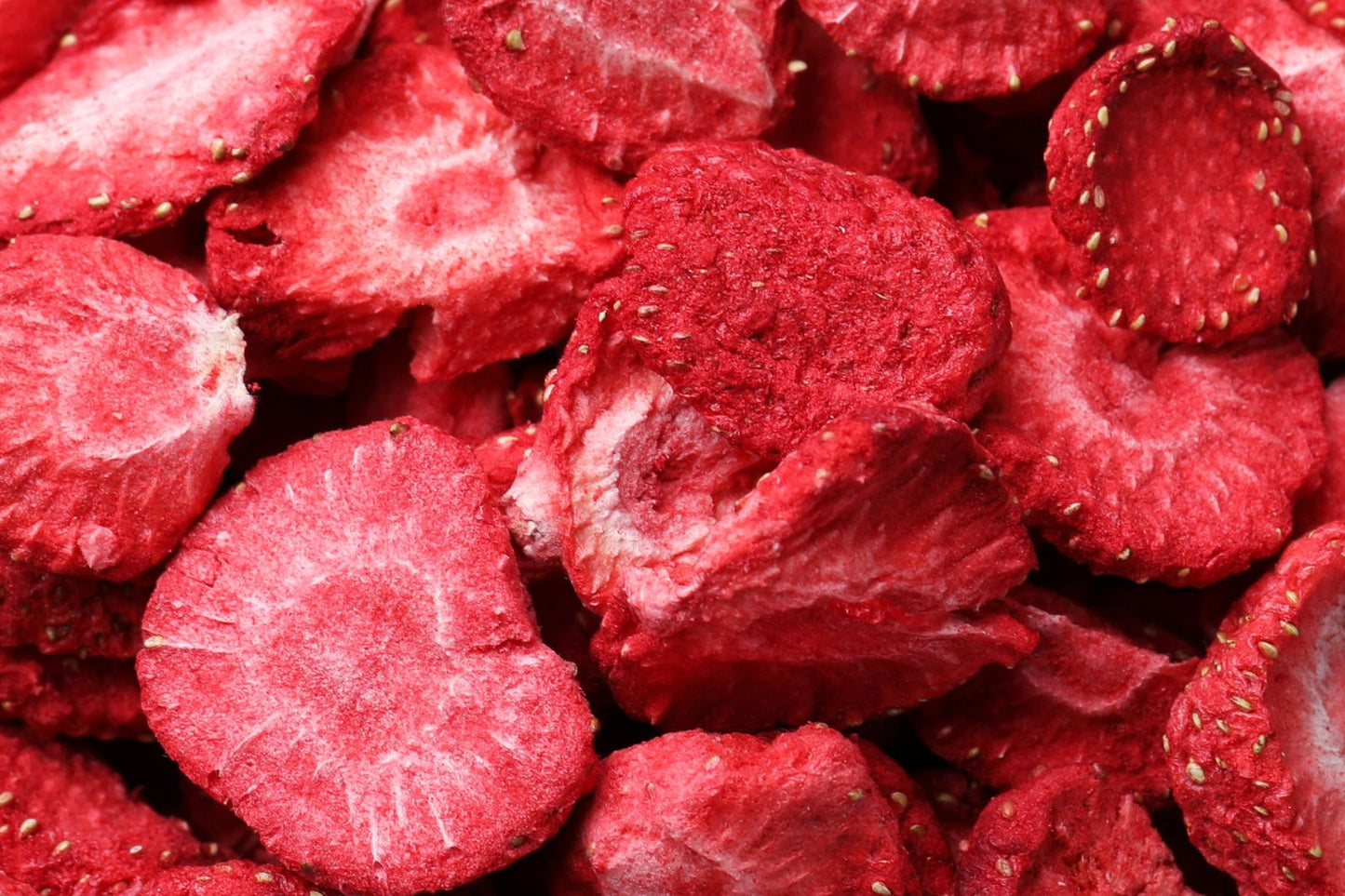 Freeze dried strawberry slices