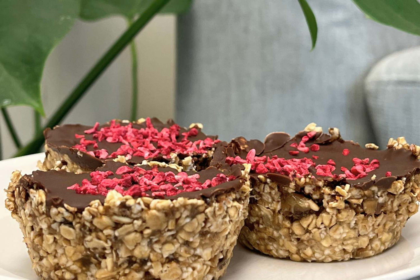 Healthy Snack Ideas - Raspberry Chocolate Oat Cups