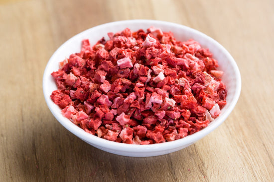 Load image into Gallery viewer, Freeze dried strawberry crumble
